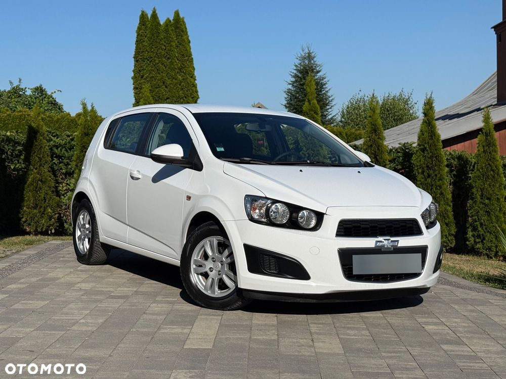 Chevrolet Aveo 1.2 - 5