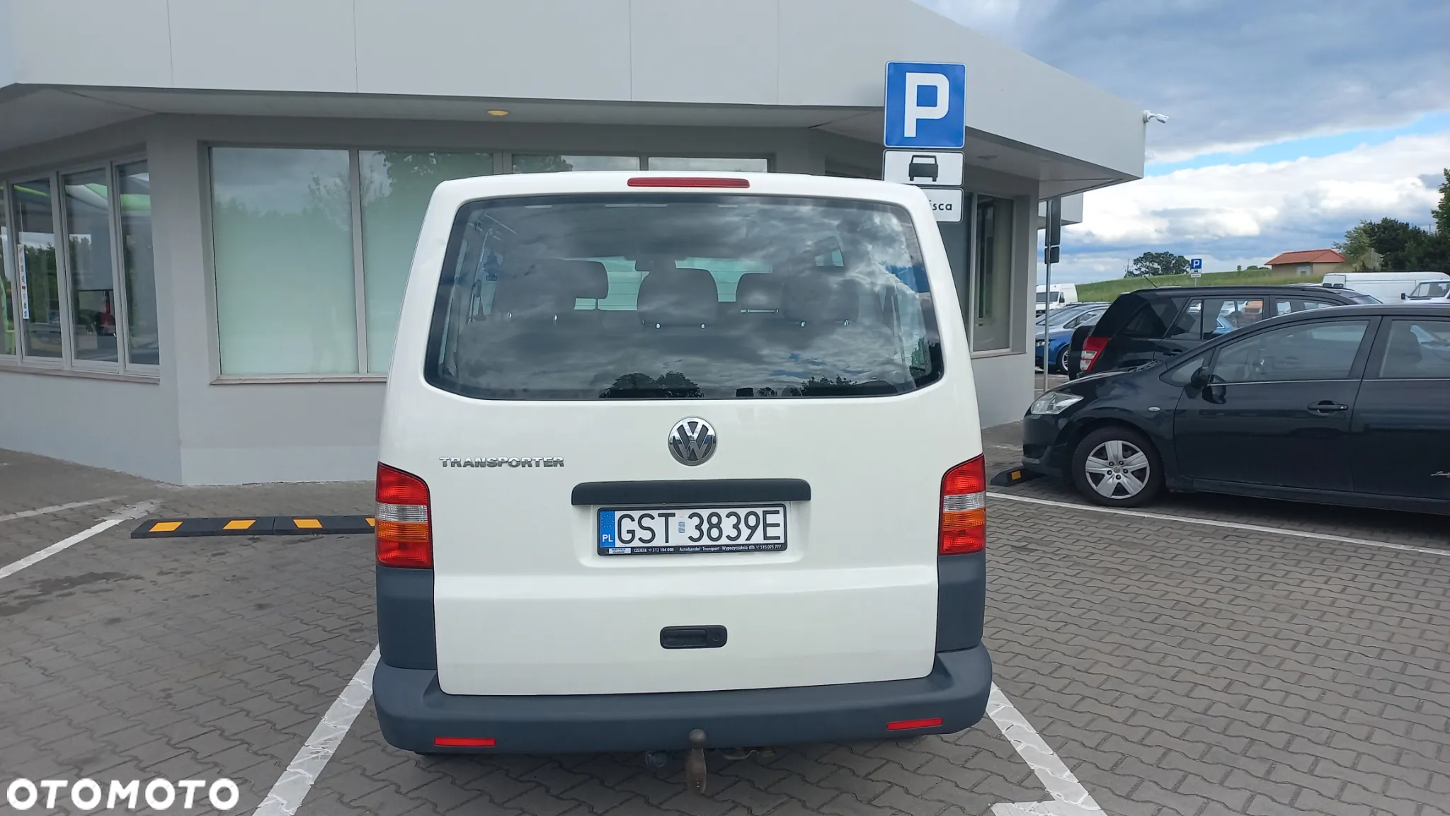 Volkswagen Transporter - 2