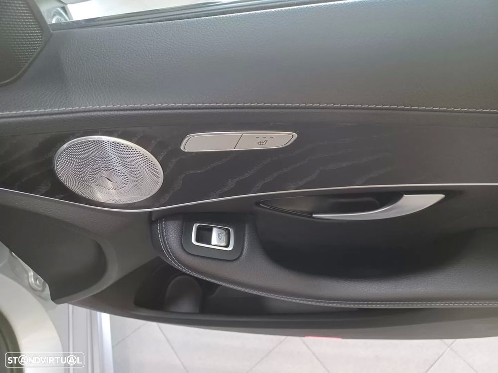 Mercedes-Benz C 300 de AMG Line - 28