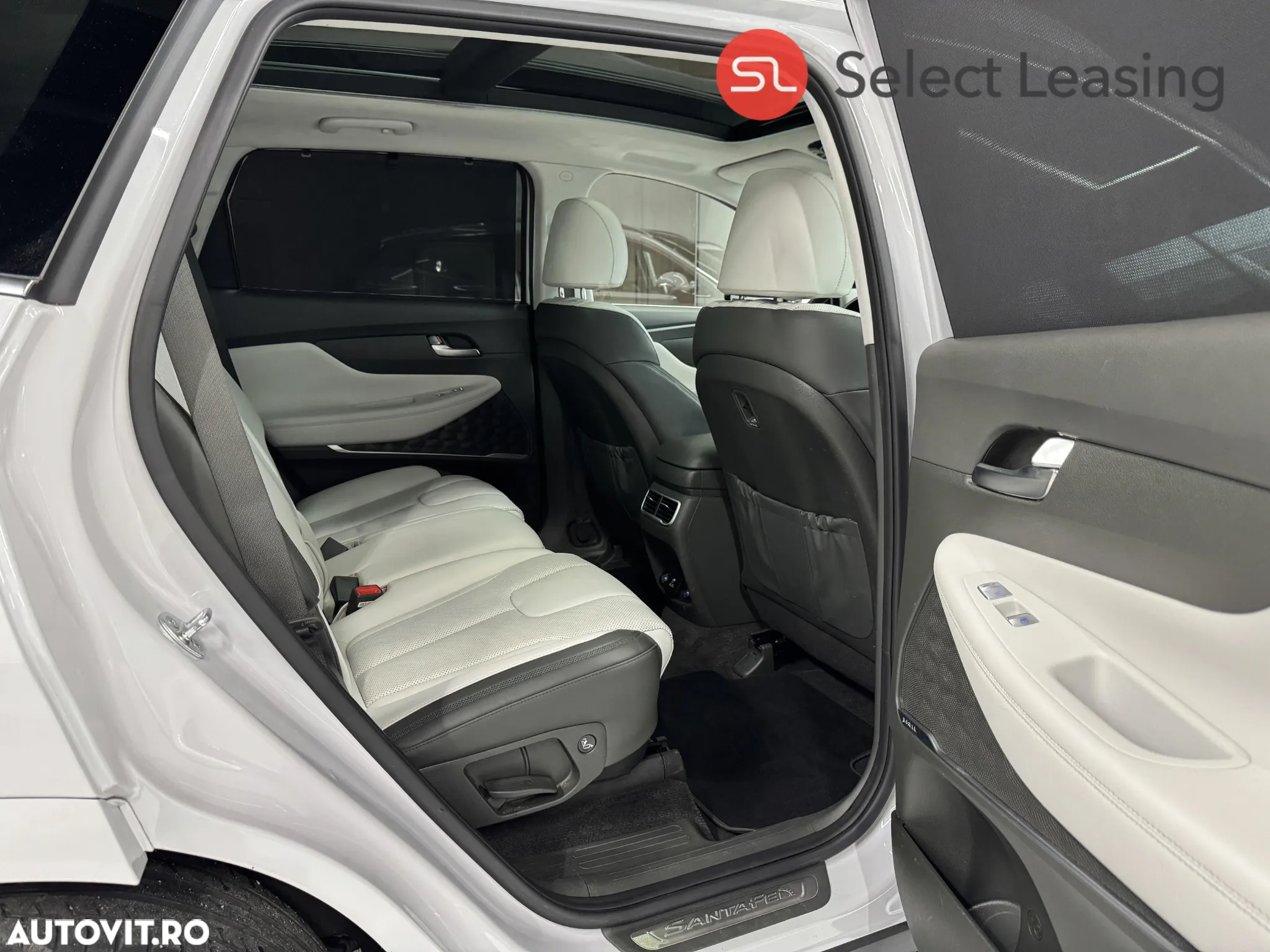 Hyundai Santa Fe 1.6 Plugin-Hybrid 4WD Signature - 11