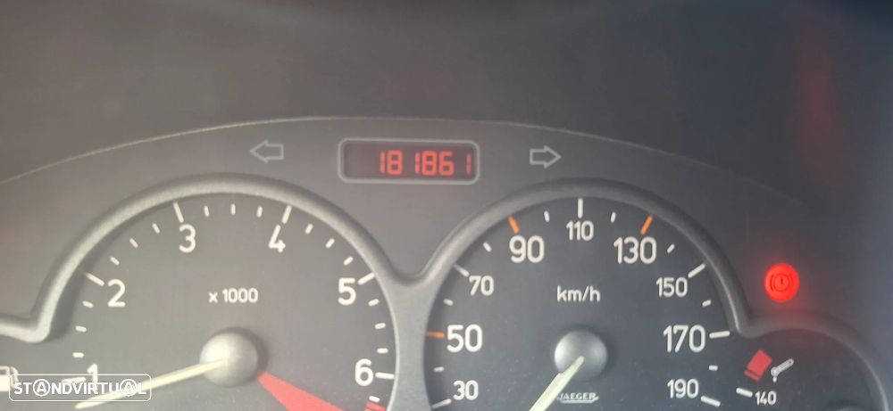 Peugeot 206 1.1 XR Présence - 15