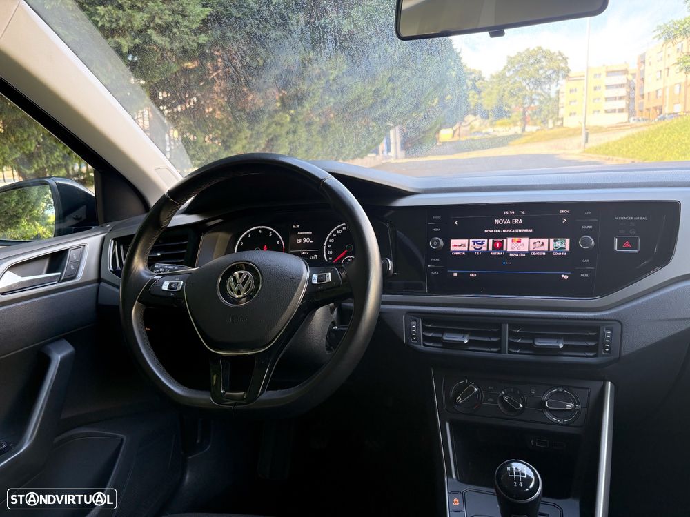 VW Polo 1.0 Confortline - 25