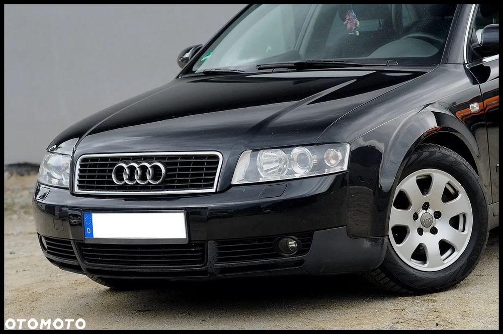 Audi A4 Limousine - 15