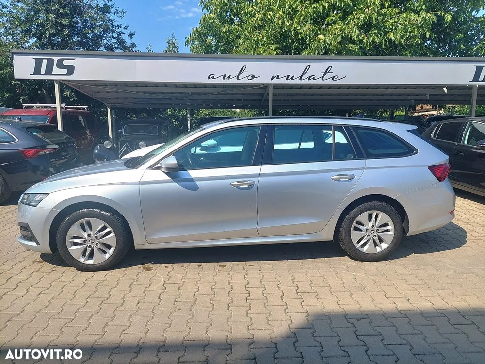 Skoda Octavia 2.0 TDI DSG Ambition - 3