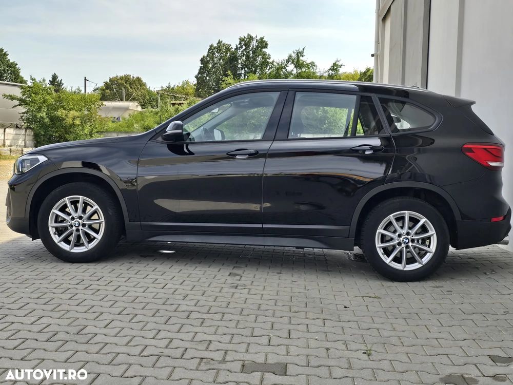 BMW X1 xDrive20i AT - 25