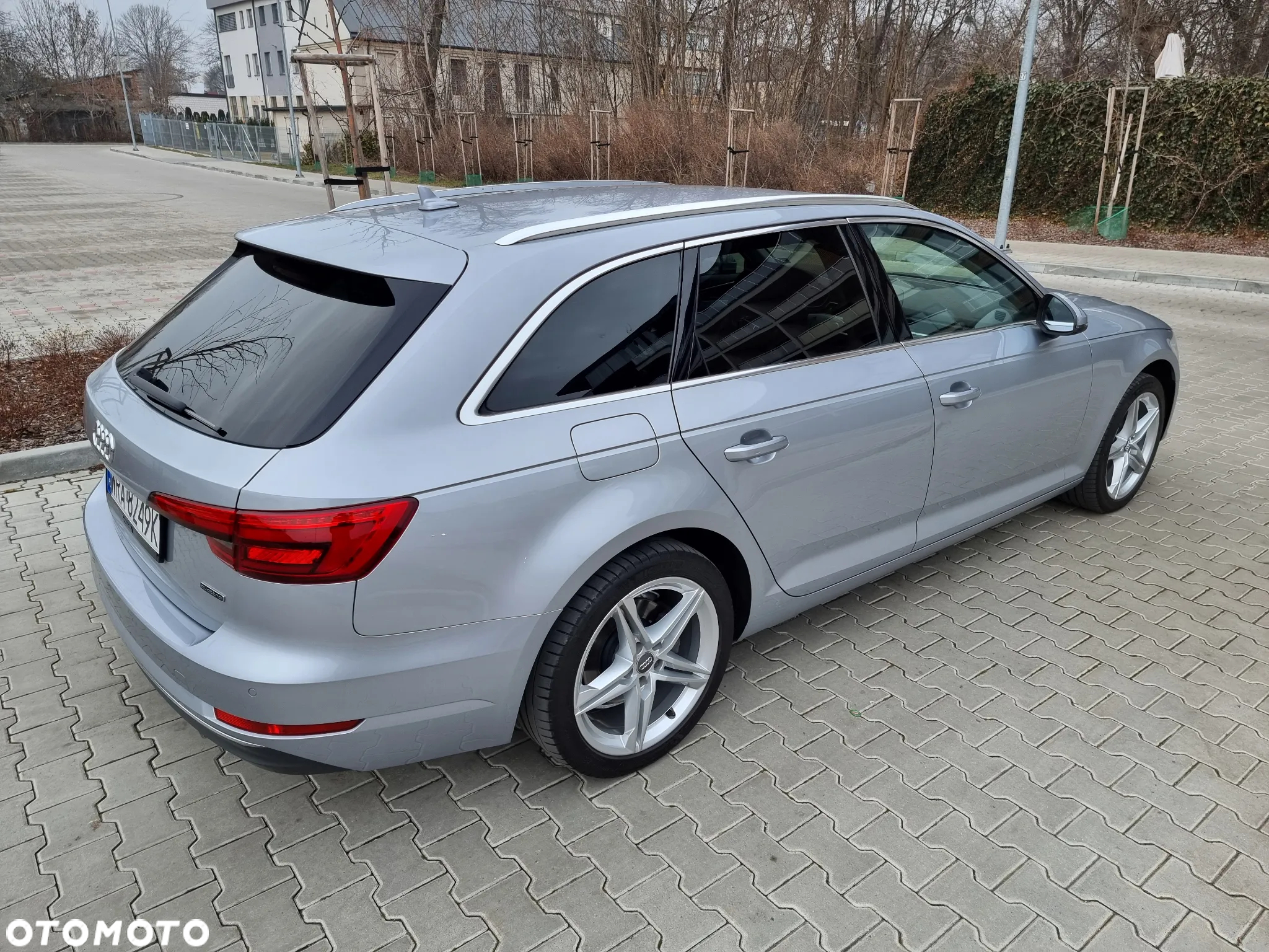 Audi A4 Avant 3.0 TDI quattro S tronic - 23