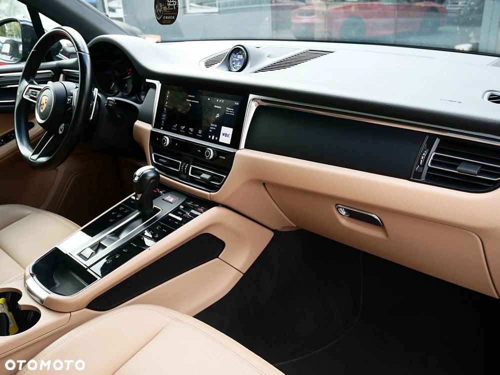 Porsche Macan Standard - 10