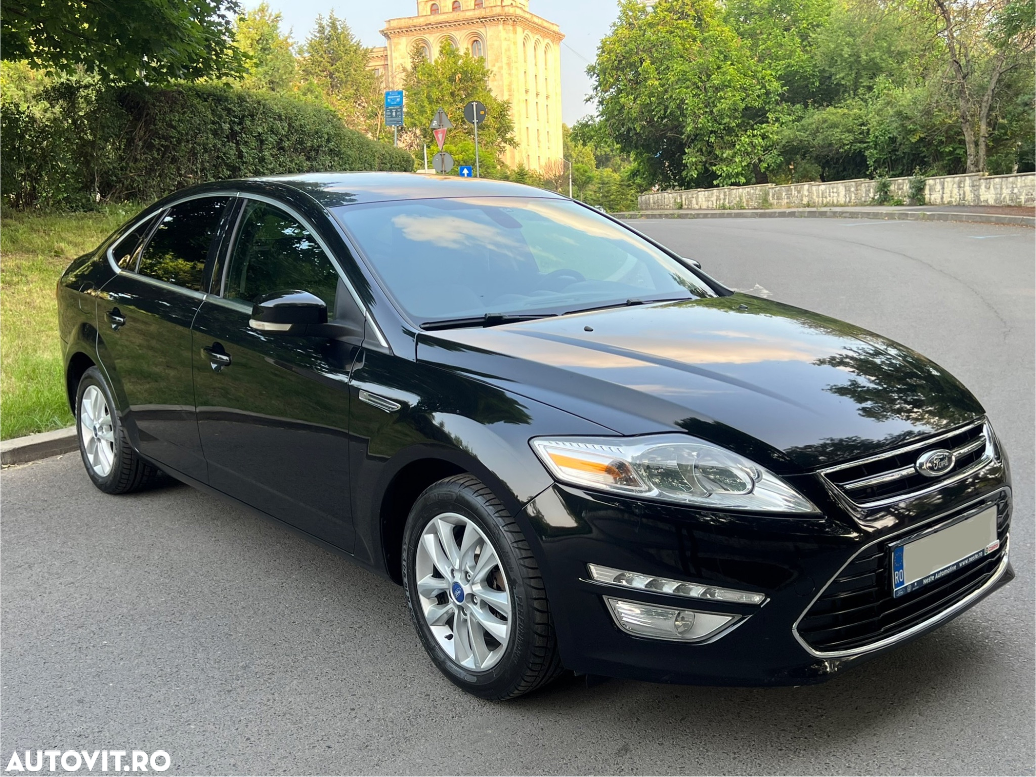 Ford Mondeo 1.6 TDCi Ambiente - 3