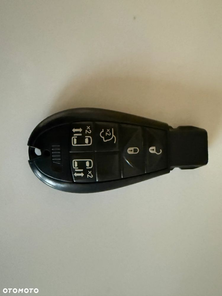 Chrysler Grand Voyager 2.8 CRD Limited - 22