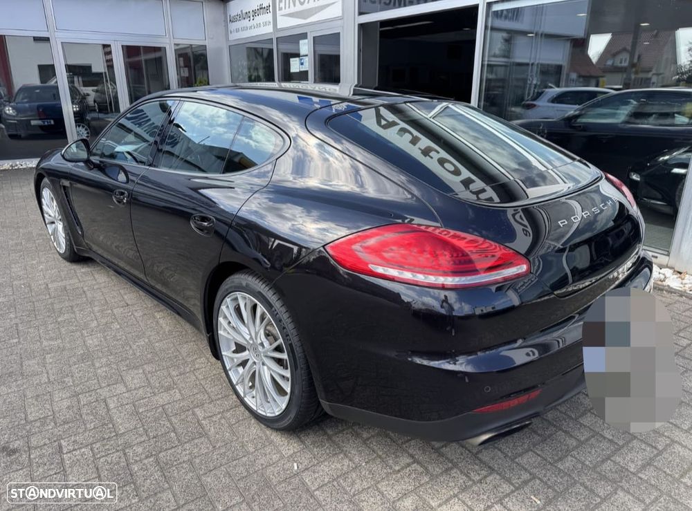 Porsche Panamera 4 PDK Edition - 11