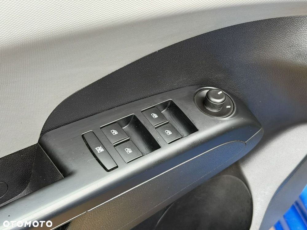Chevrolet Aveo - 13