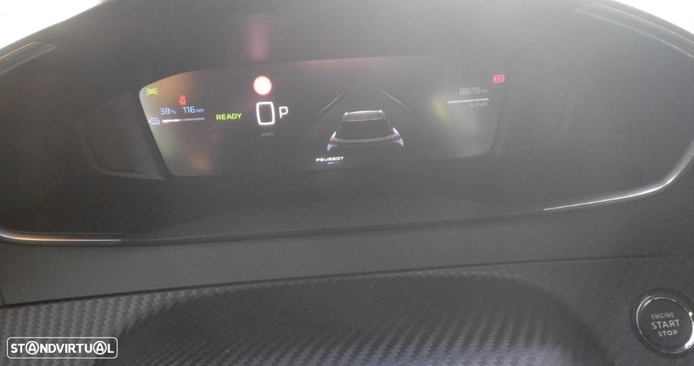 Peugeot e-2008 54 kWh Allure - 5