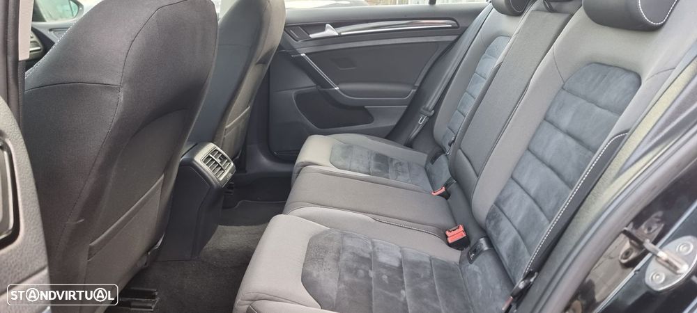 VW Golf 1.6 TDi BlueMotion Trendline - 21