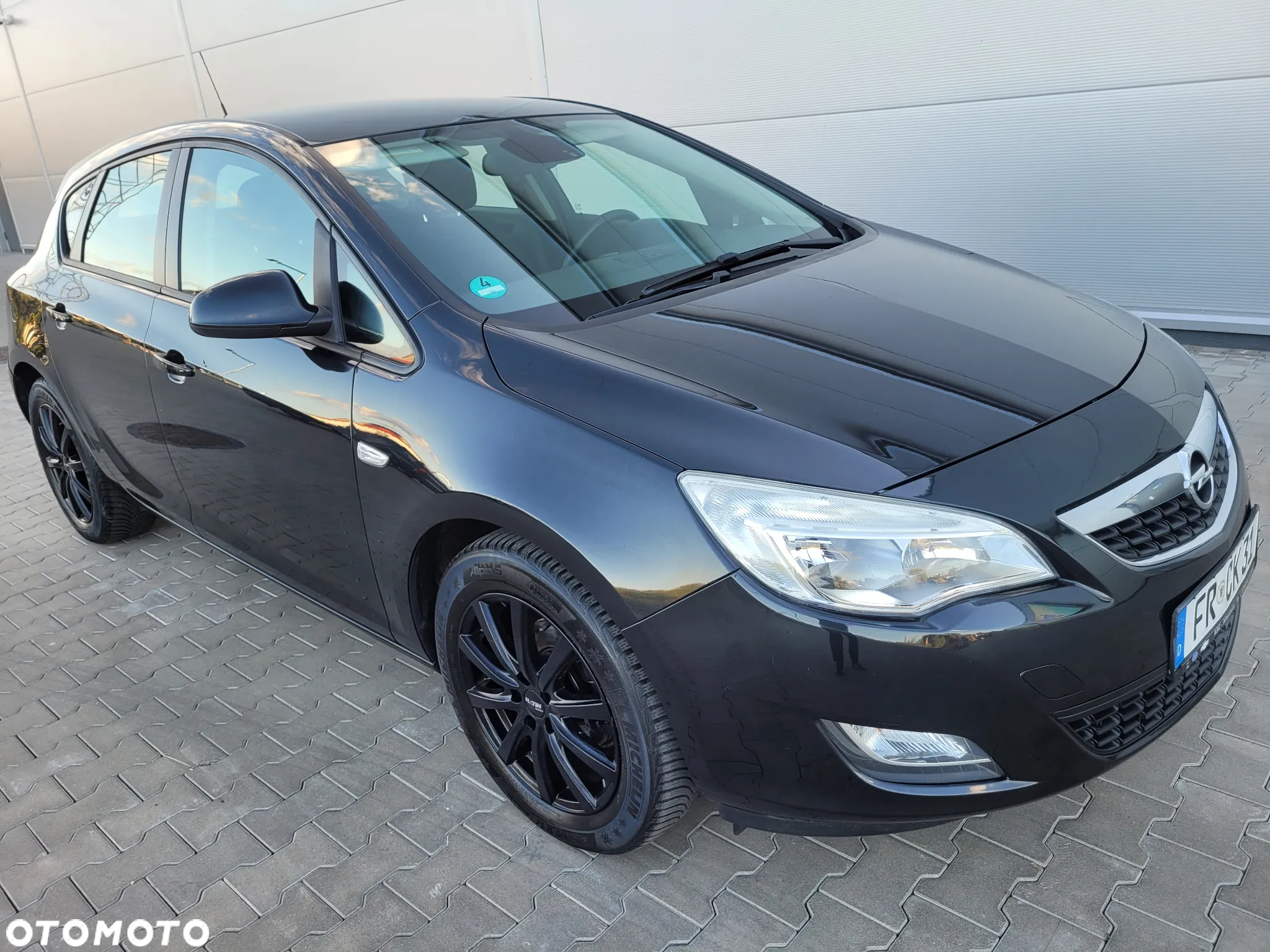 Opel Astra 1.4 Turbo Edition - 25