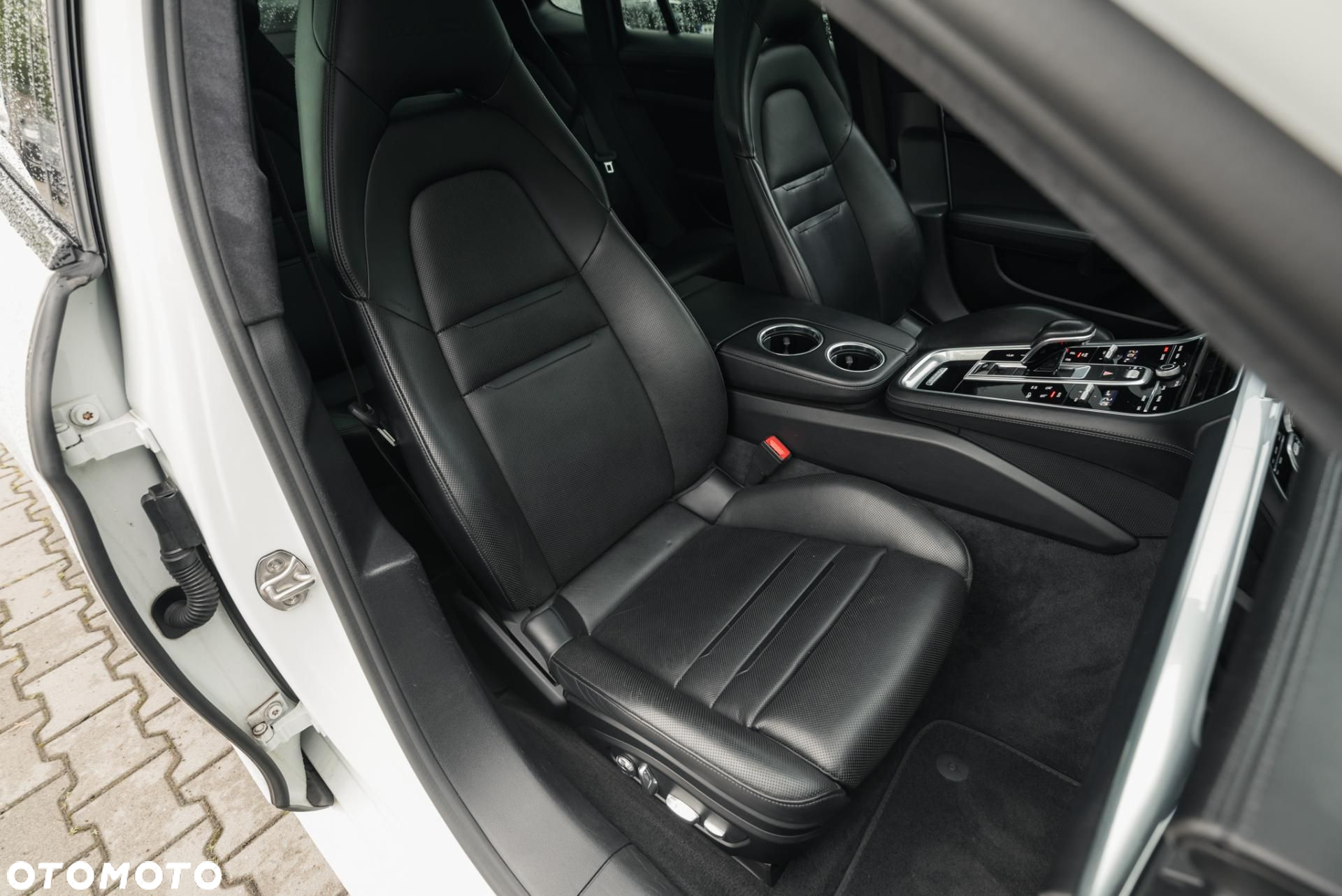 Porsche Panamera - 15