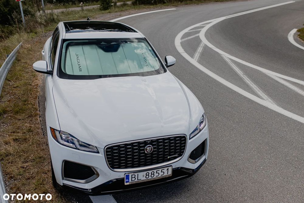 Jaguar F-Pace 2.0 P250 mHEV AWD R-Dynamic S - 17