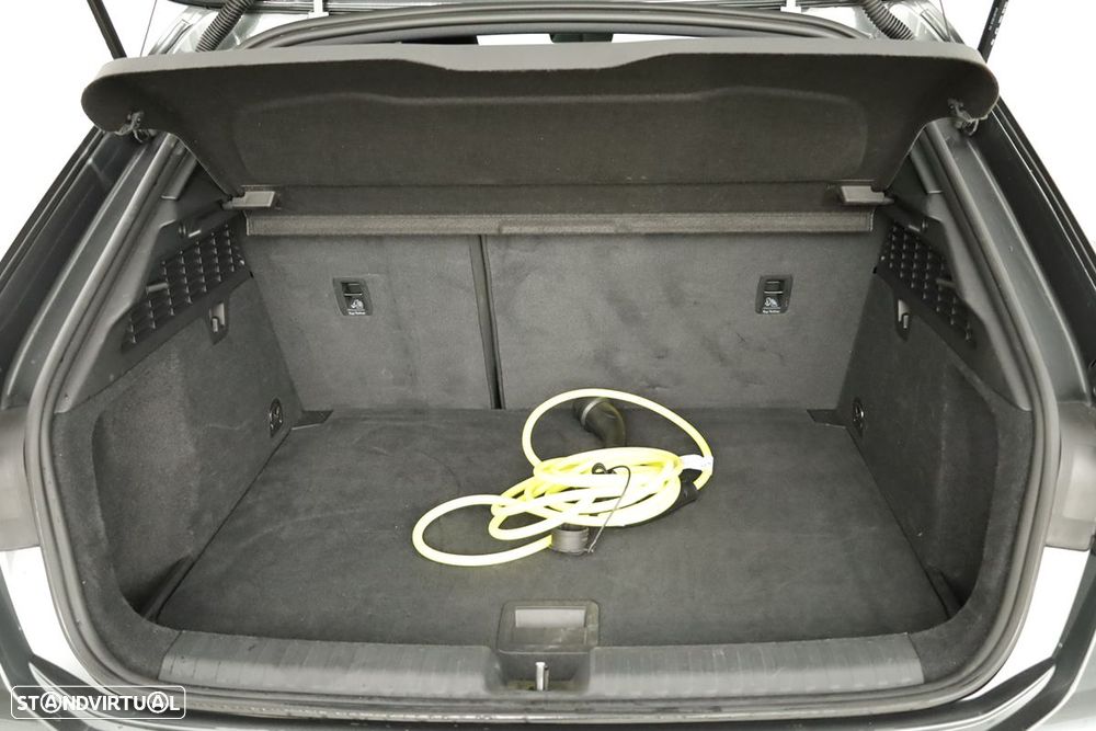 Audi A3 Sportback 45 TFSIe S line - 24