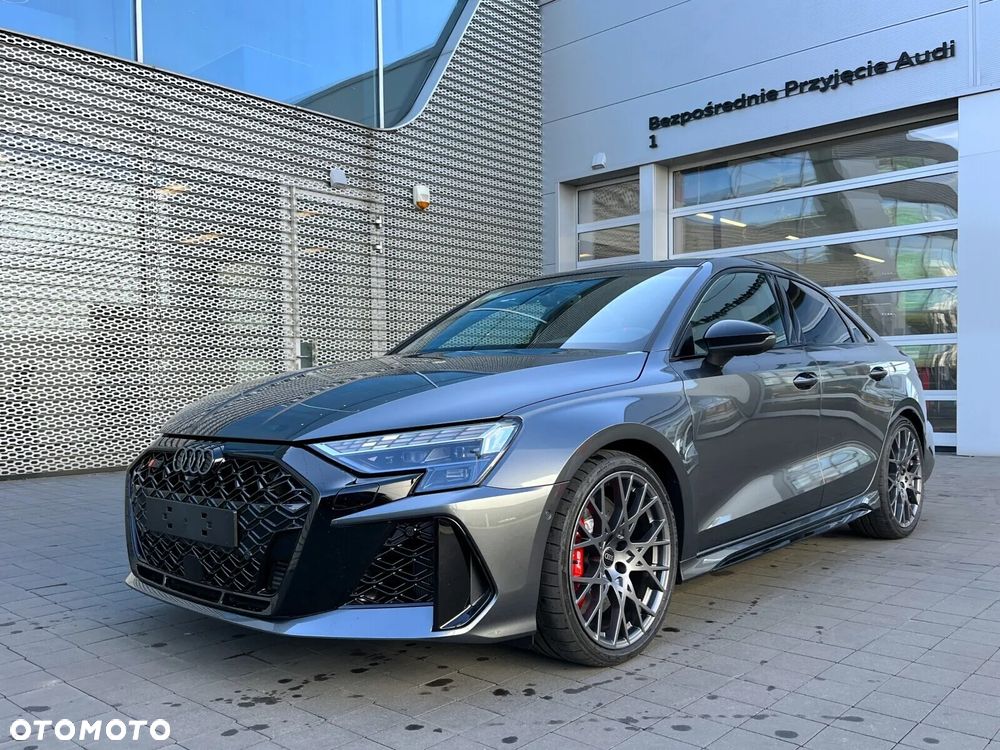 Audi RS3 Sportback - 2