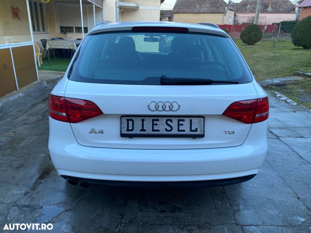 Audi A4 Avant 2.0 TDI DPF Ambiente - 5