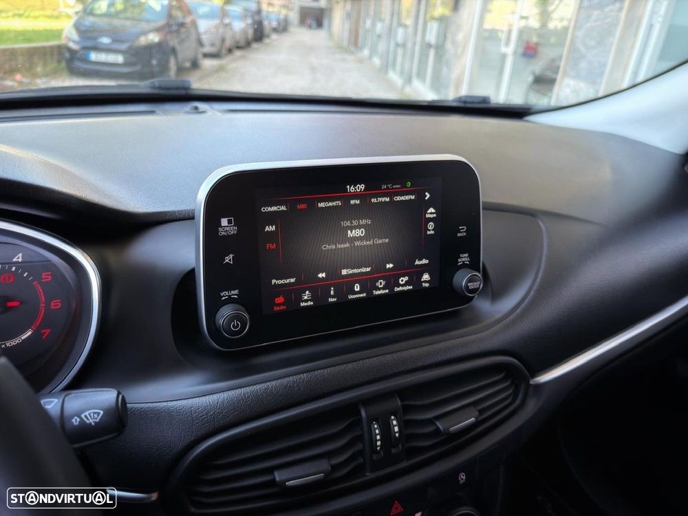 Fiat Tipo Station Wagon 1.3 M-Jet Lounge - 19