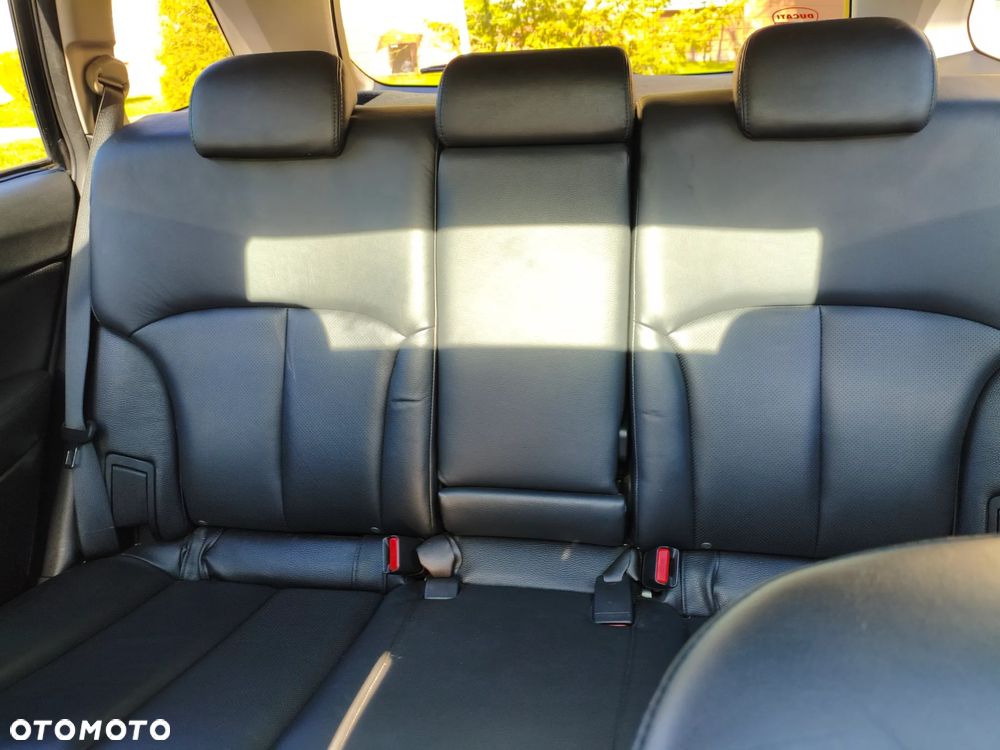 Subaru Legacy 2.0D RC 000 - 10