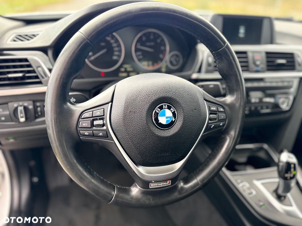 BMW Seria 3 320d Edition M Sport Shadow - 20