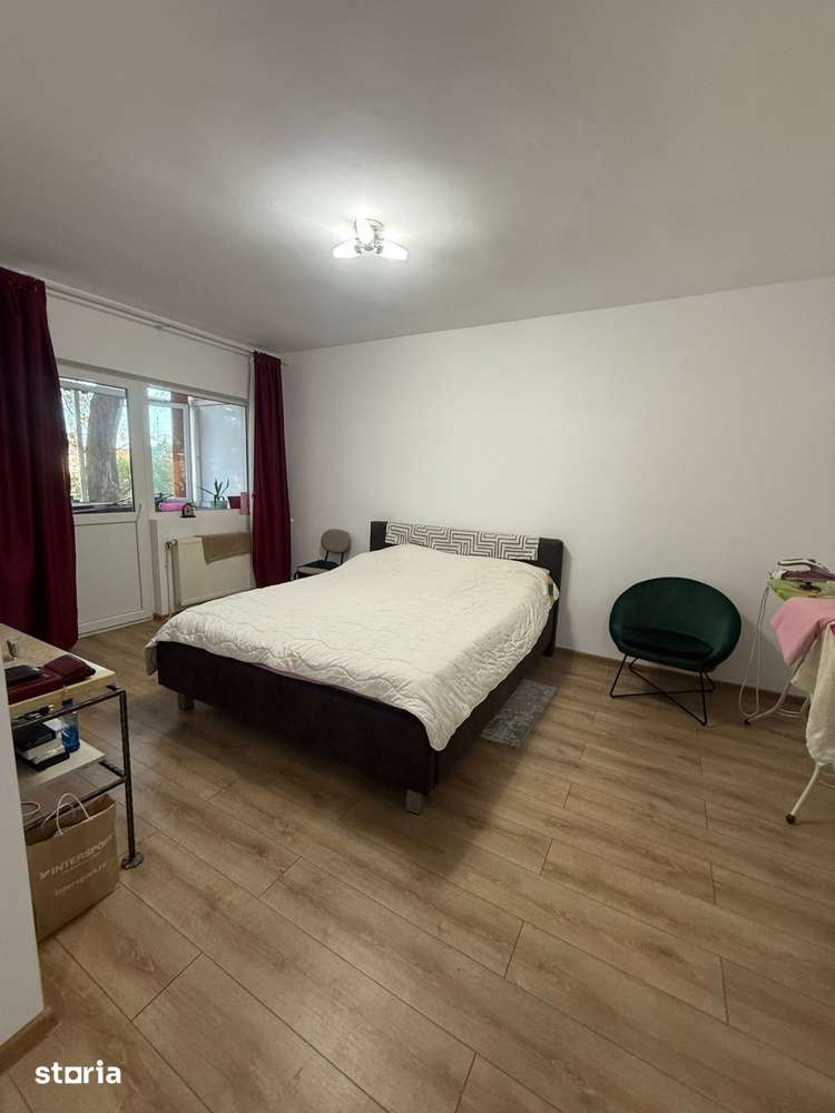 Apartament 3 camere – Cuza Vodă -zona Biserica Catolică- etaj 1 — fotografia 1