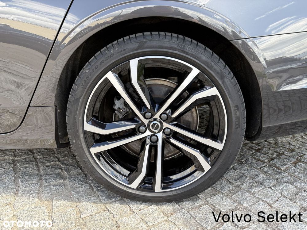 Volvo V90 - 10
