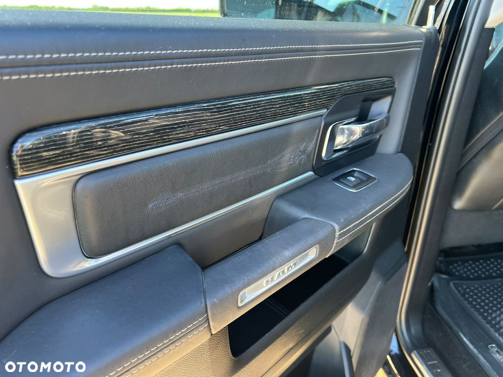 Dodge RAM 5.7 4x4 - 11