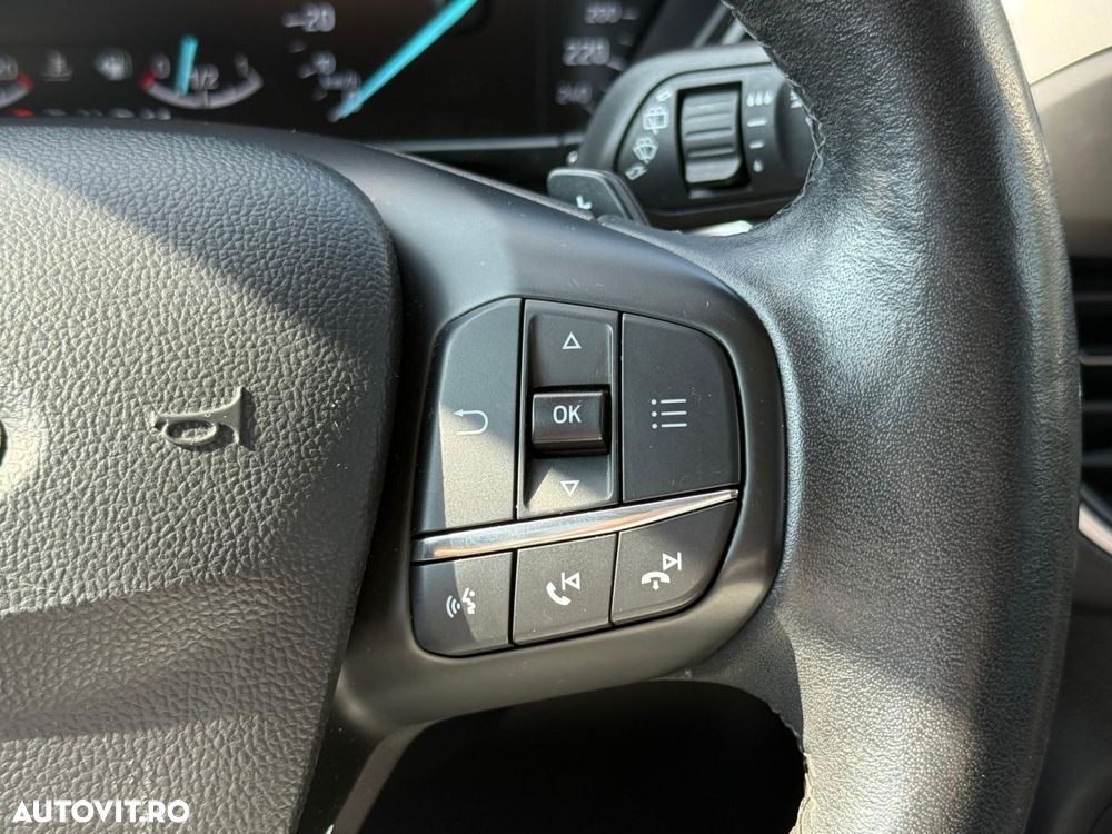 Ford Focus 1.0 EcoBoost Titanium - 18