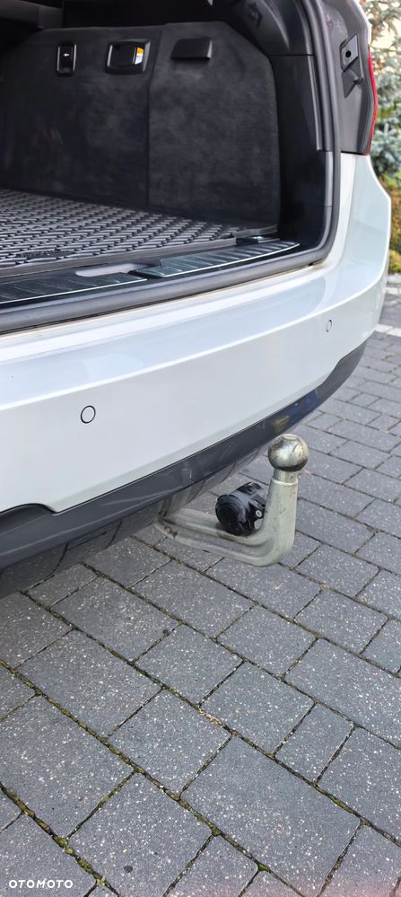BMW Seria 5 525d xDrive - 32