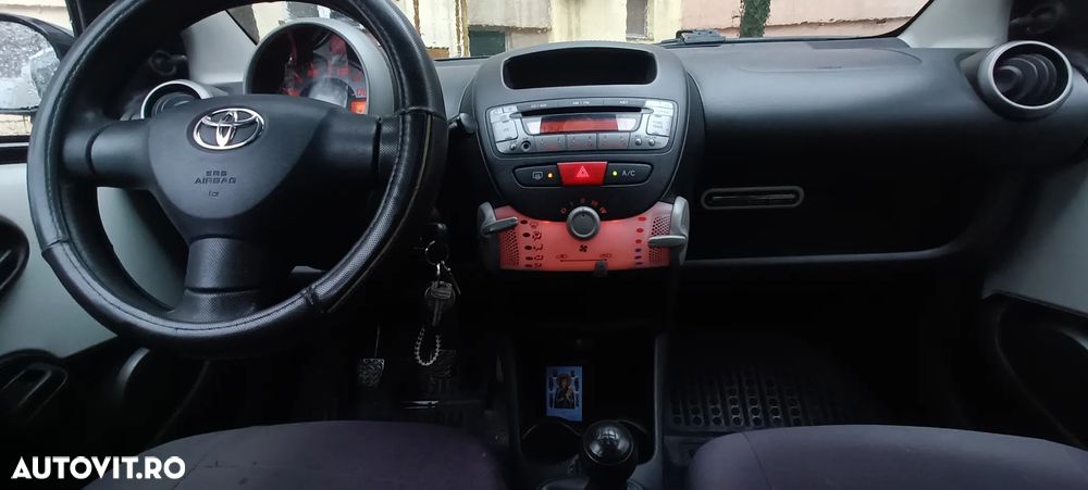 Toyota Aygo 1.0 X - 4