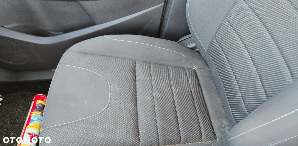 Ford Kuga 2.0 TDCi 4x4 Titanium - 21