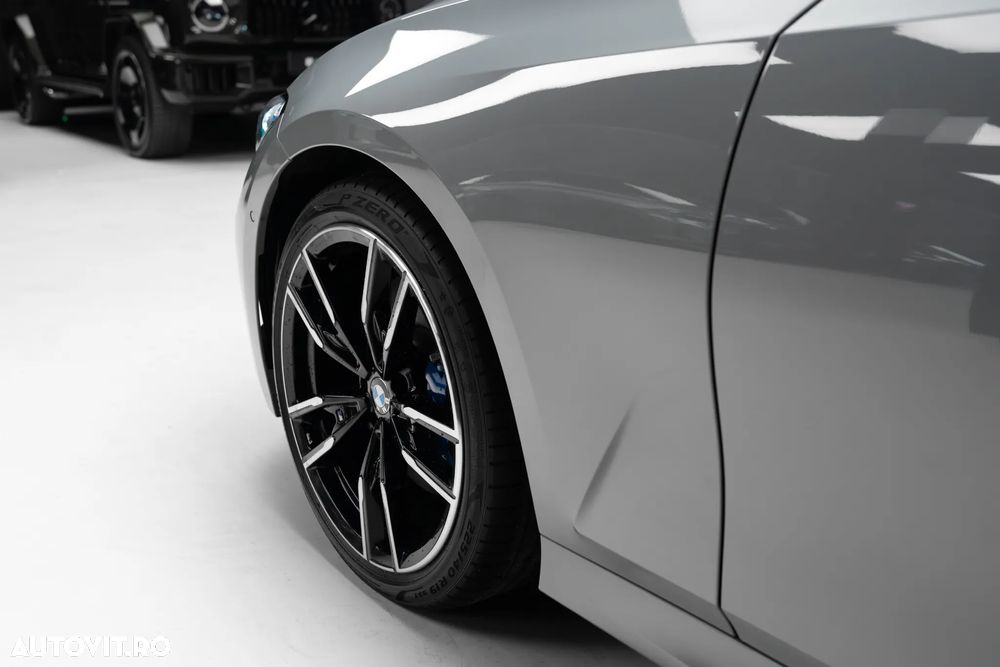 BMW M3 M340i xDrive - 12