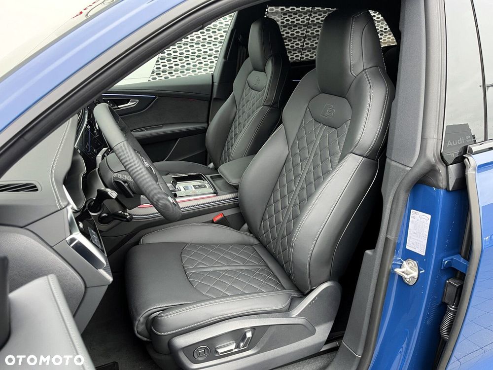 Audi Q8 - 7