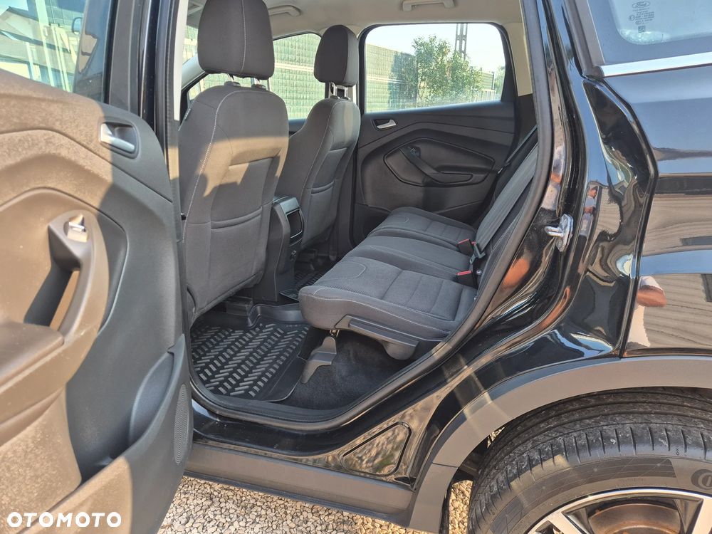 Ford Kuga 2.0 TDCi 4x4 Titanium - 12