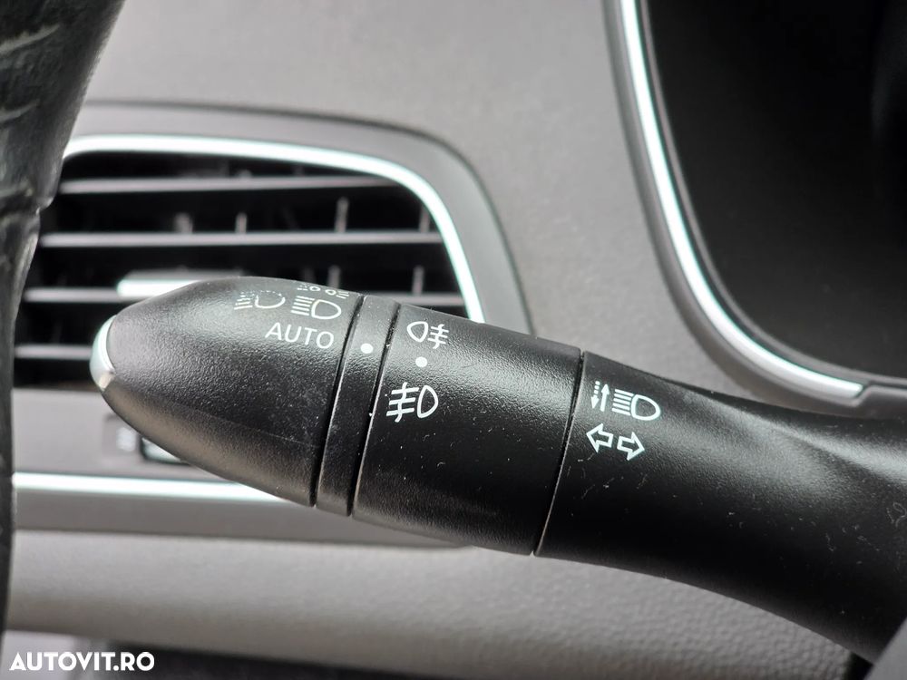 Renault Megane ENERGY dCi 110 LIMITED - 18