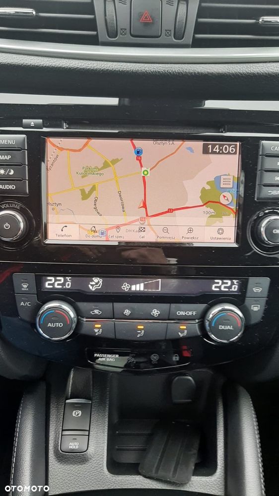 Nissan Qashqai 1.3 DIG-T TEKNA - 25