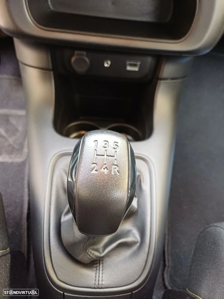 Citroën C3 1.2 PureTech Feel - 17