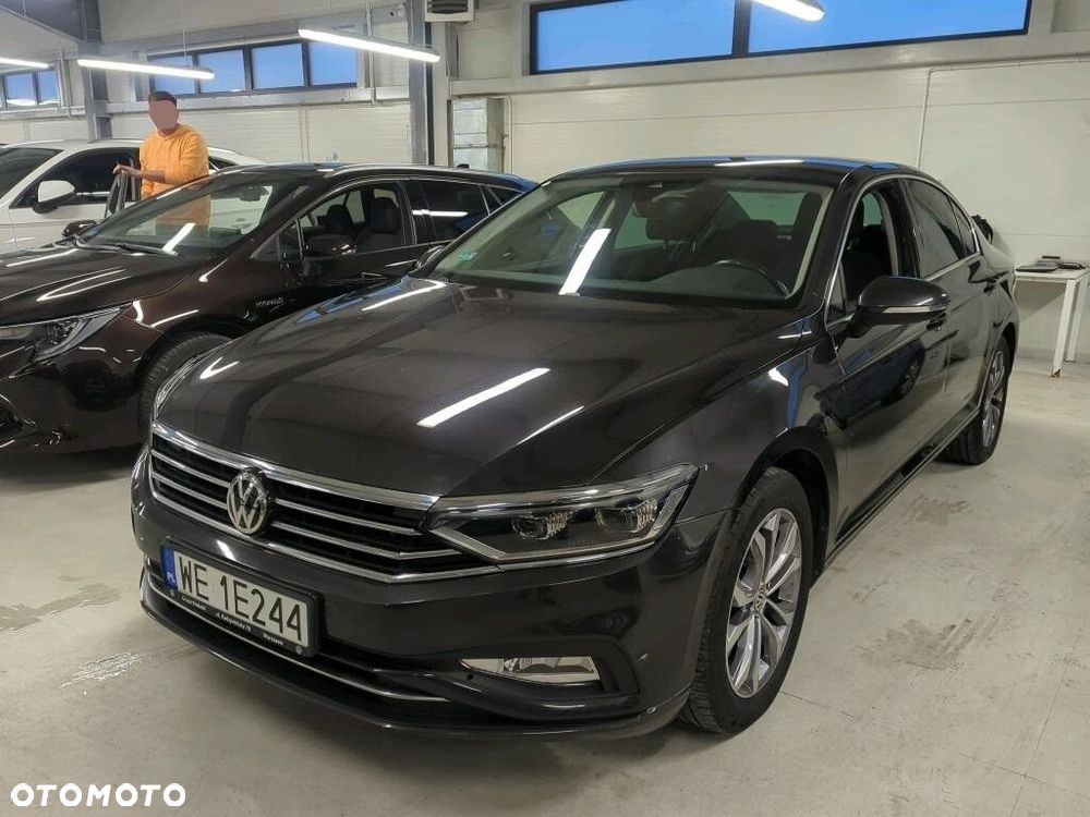 Volkswagen Passat 2.0 TSI Business DSG - 1