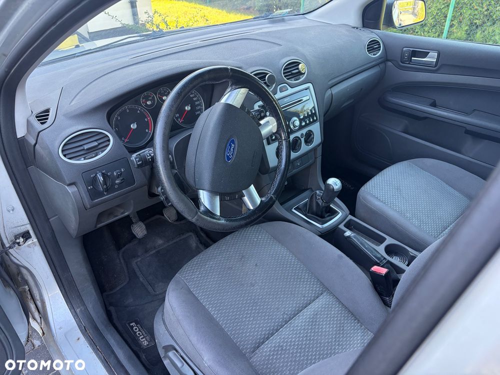 Ford Focus 1.6 TDCi Ambiente - 6
