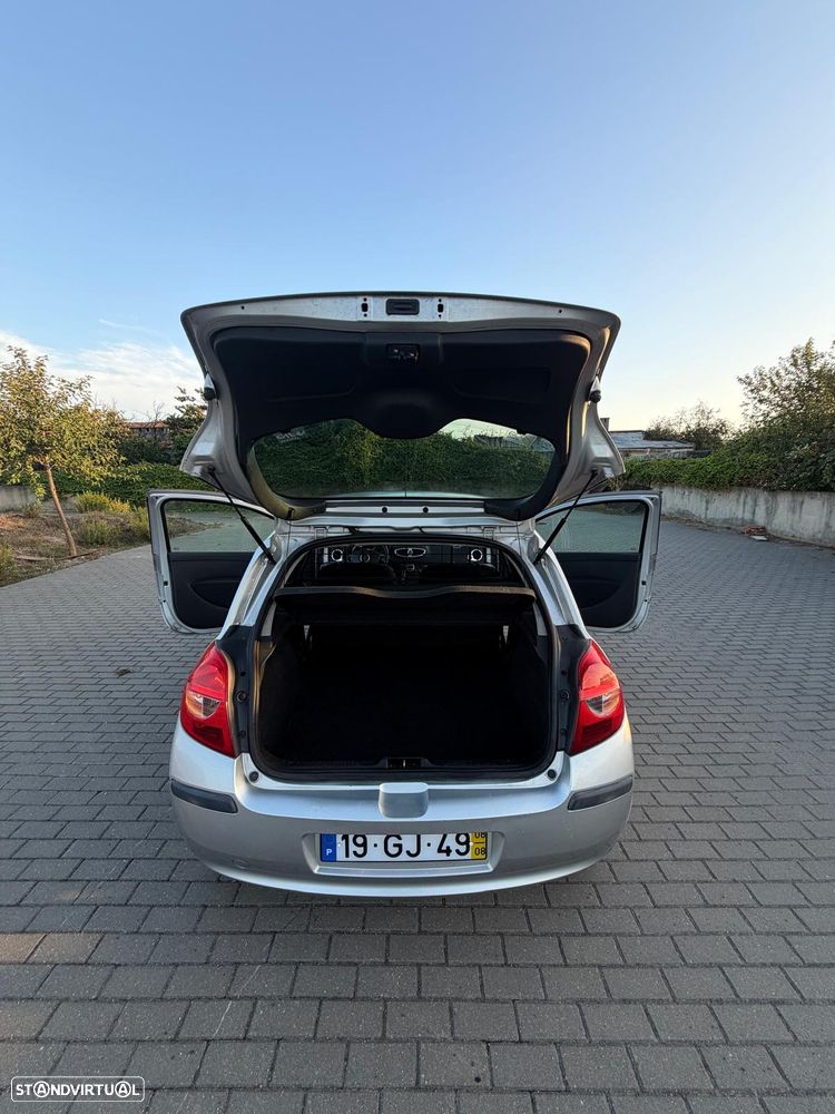 Renault Clio 1.5 dCi GTs - 10