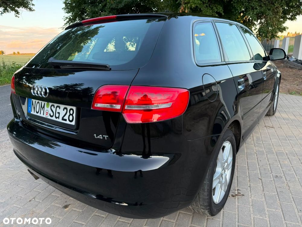 Audi A3 Sportback - 12