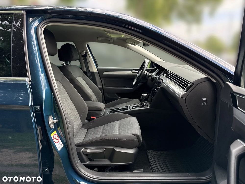 Volkswagen Passat 1.5 TSI EVO Essence DSG - 18