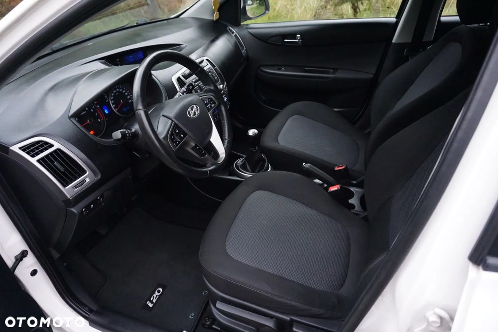 Hyundai i20 1.2 YES Gold - 18