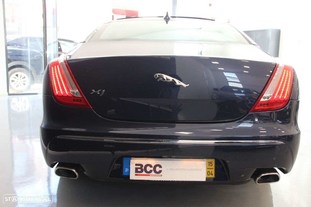 Jaguar XJ 3.0 D V6 Premium Luxury - 9