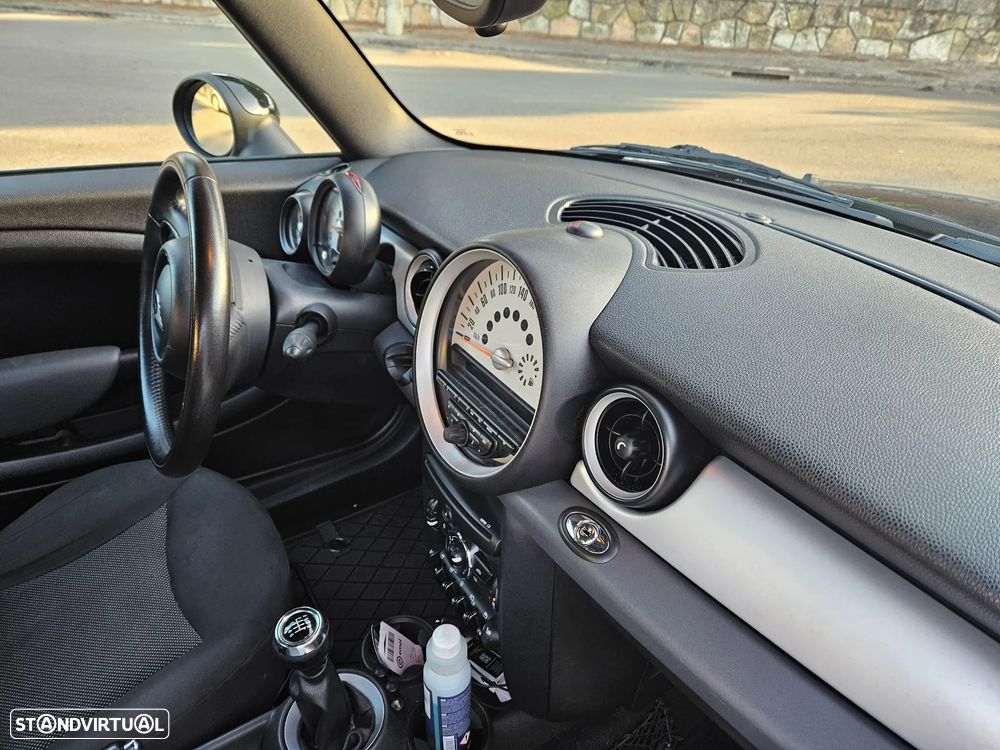 MINI Cabrio One - 4