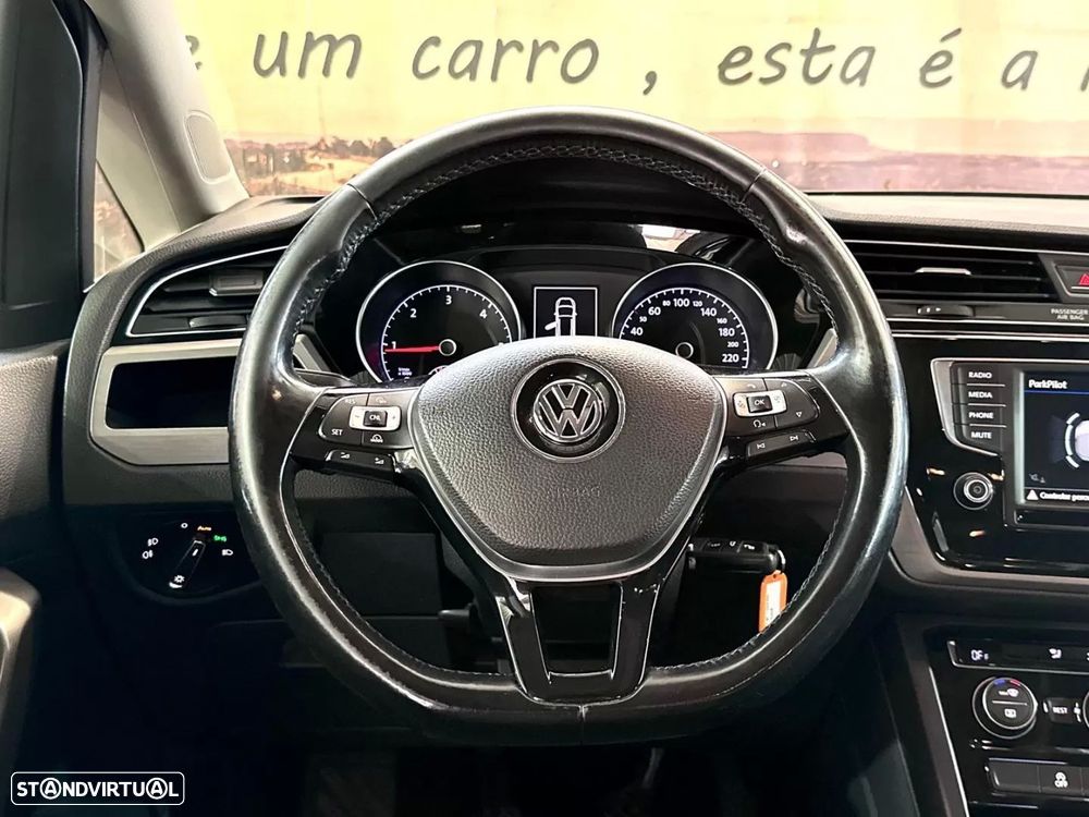 VW Touran 1.6 TDI Highline - 22
