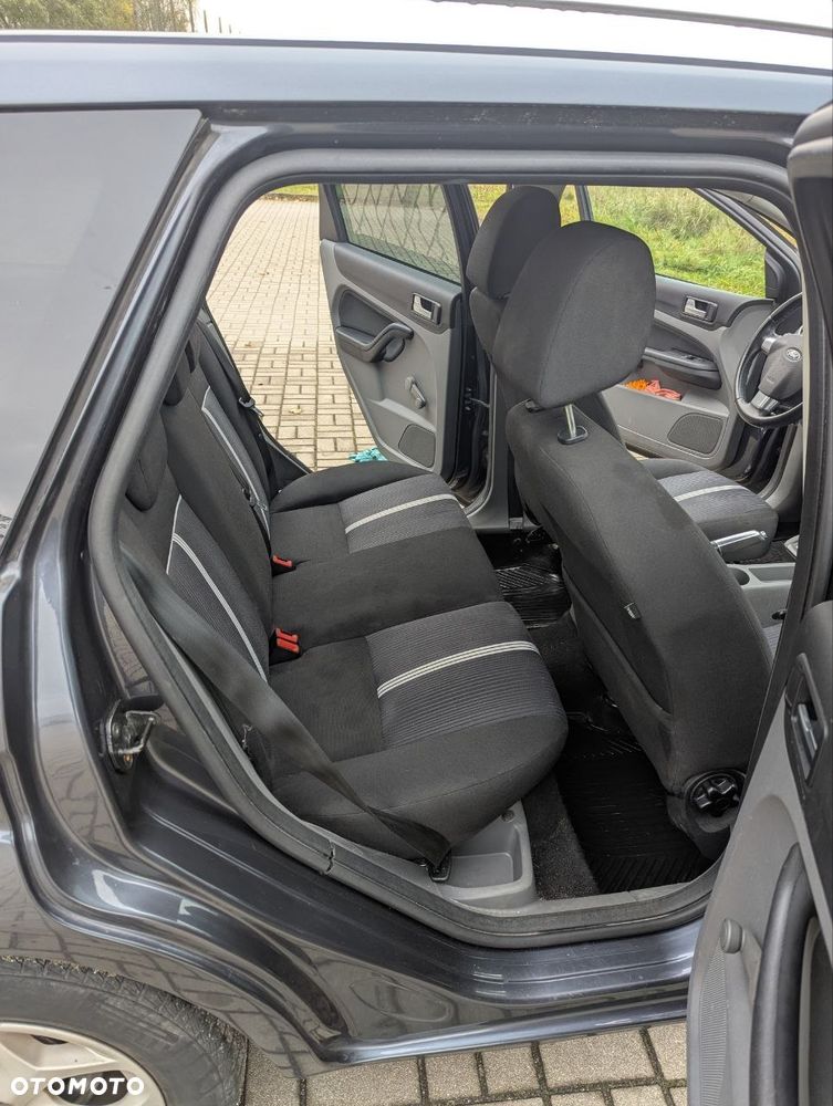 Ford Focus - 13