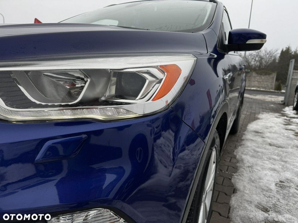 Ford Kuga 2.0 TDCi 4x2 Titanium - 8